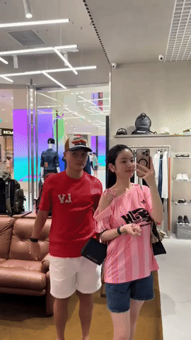 Trả lời sai câu hỏi về G-Dragon, Quang Hải nhận hình phạt 