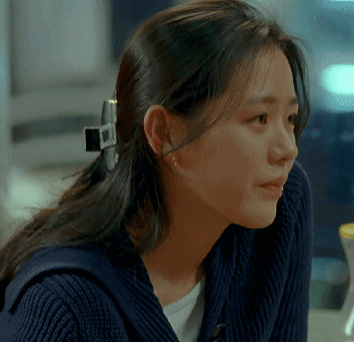 Son Ye Jin từng có cảnh nóng đầy mỹ cảm với Bae Yong Joon, nội dung phim ngang trái tới giờ vẫn thấy sai- Ảnh 6.