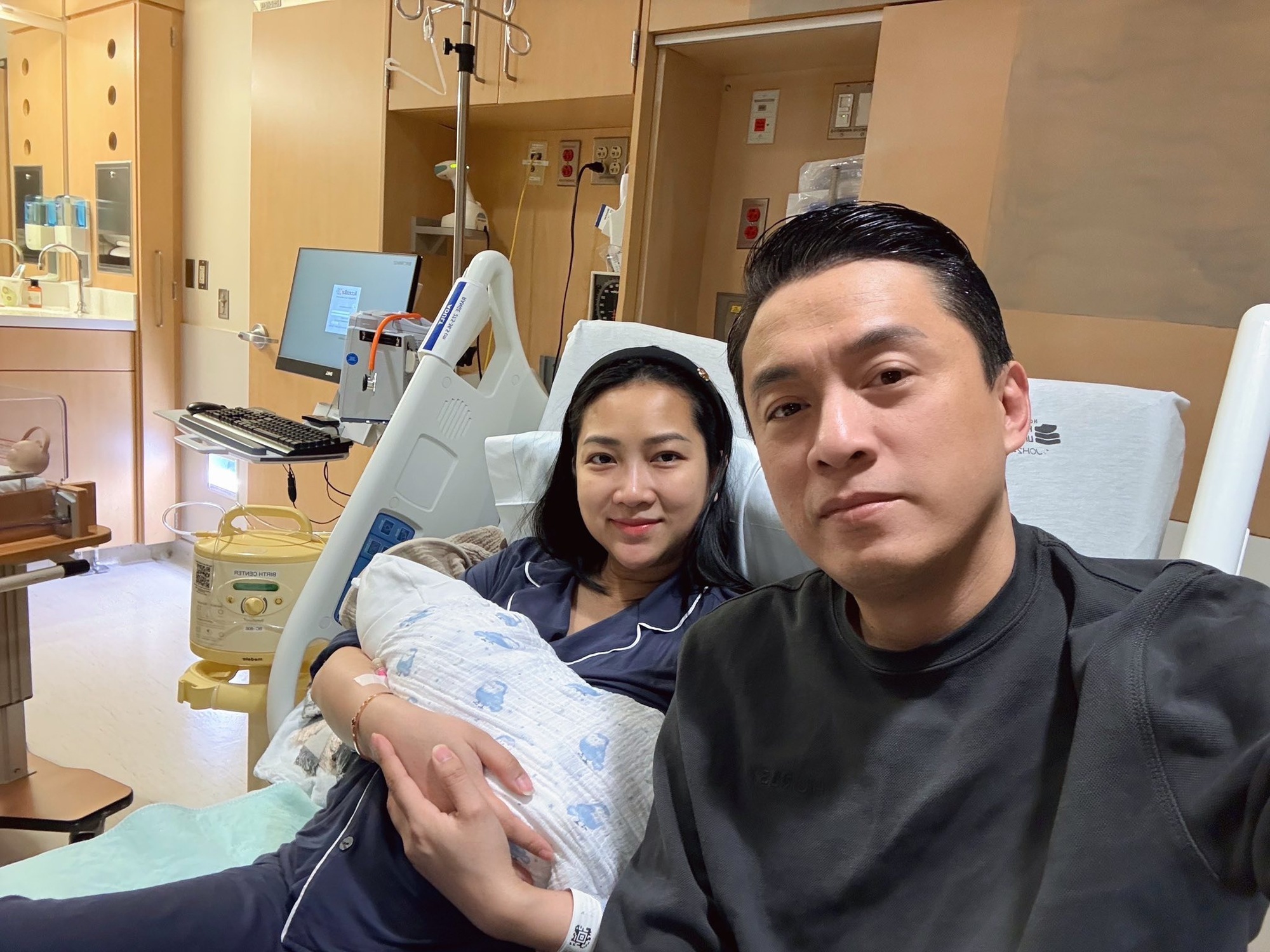 Hot mom Yến Phương - bà xã ca sĩ Lam Trường chia sẻ về chiếc máy chân ái "giải phóng sức lao động" cho các mẹ bỉm sữa- Ảnh 1.
