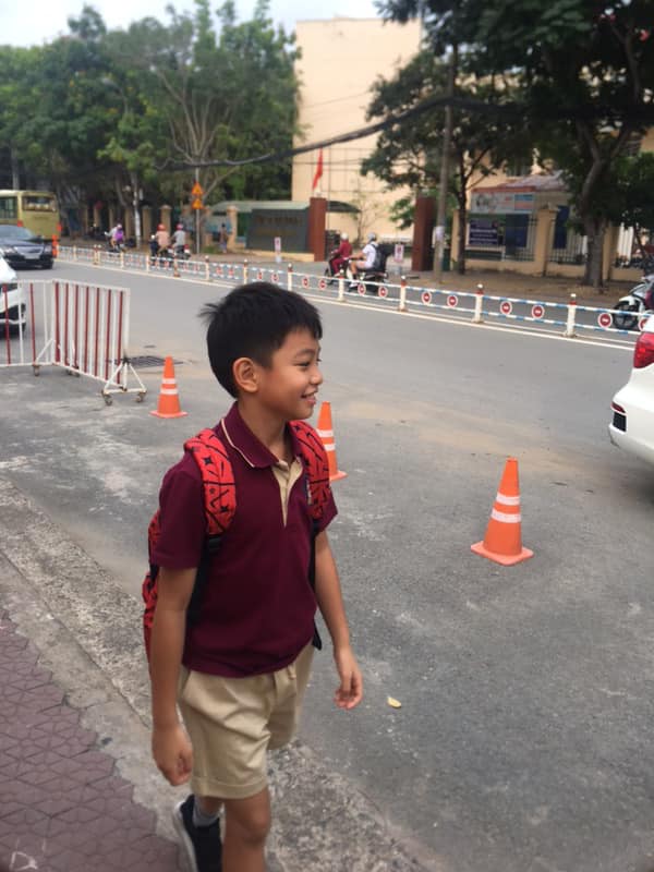 Ba quý tử chuẩn "rich kid" của Vbiz: Sống giữa xa hoa, đồ hiệu chỉ là chuyện nhỏ nhưng giáo dục mới là thứ được đầu tư lớn nhất- Ảnh 58.