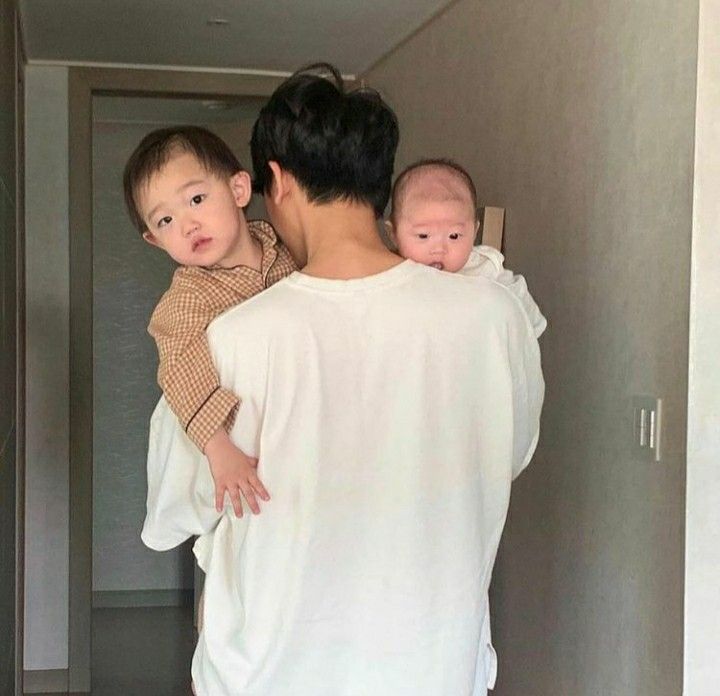 Vì sao em bé thường BÌNH TĨNH lại nhanh hơn khi có bố ở cạnh?- Ảnh 3.