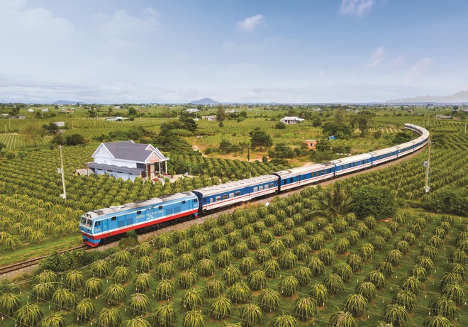 Chuyến tàu dài nhất Việt Nam là "chuyến tàu đẹp nhất hành tinh", du khách nhận xét: Phải đi 1 lần trong đời!- Ảnh 9.