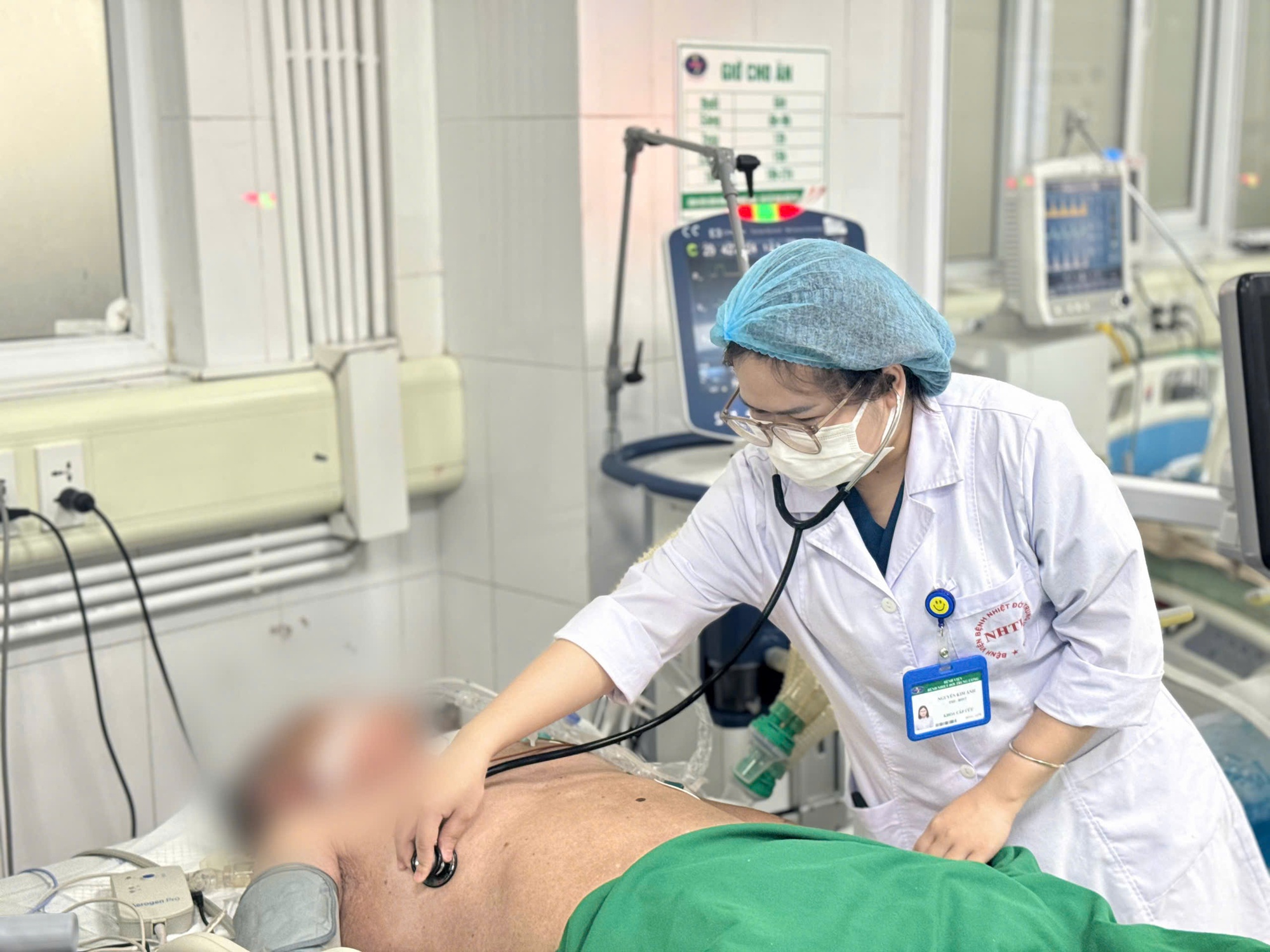 Mê mẩn loại nước này, nhiều người Việt nhận hậu quả nghiêm trọng, máu trắng đục như sữa- Ảnh 2.