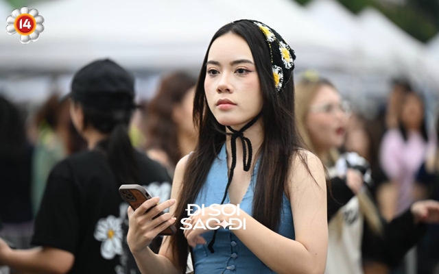 “Xinh sập sàn” tại Mỹ Đình vì anh Long: Boy phố, girl phố đọ sắc, độc lạ có thừa, quá mức wow- Ảnh 6.