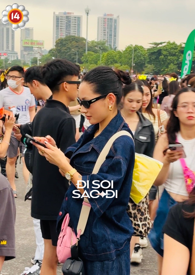 Khui "sít rịt" nhan sắc loạt TikToker, mỹ nhân nổi tiếng trong đại hội lên đồ đi quẩy- Ảnh 6.
