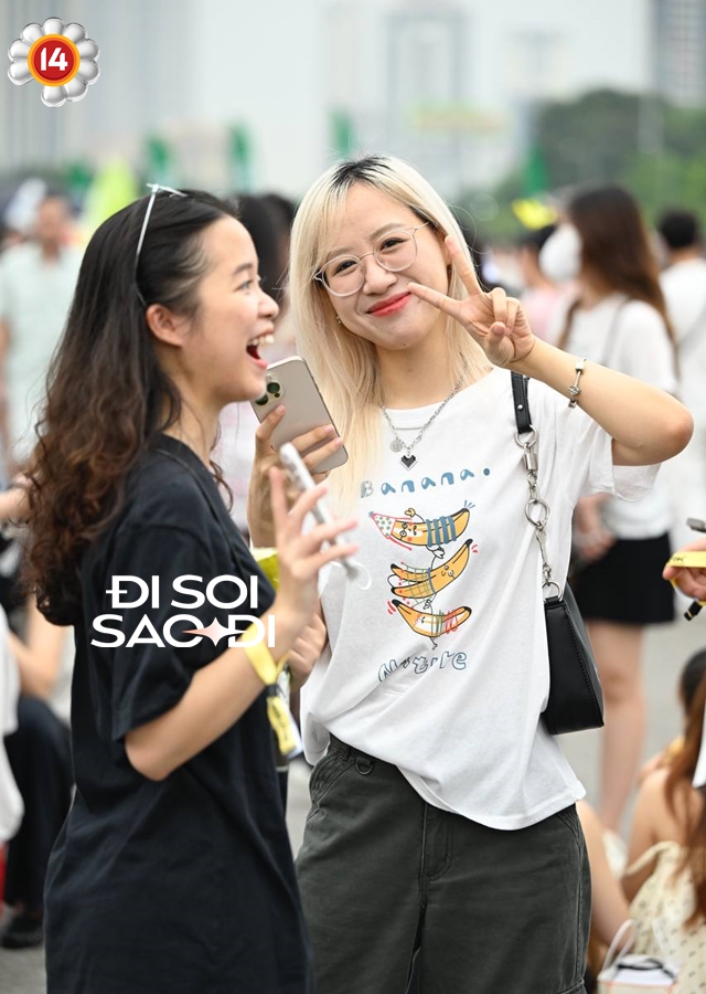 “Xinh sập sàn” tại Mỹ Đình vì anh Long: Boy phố, girl phố đọ sắc, độc lạ có thừa, quá mức wow- Ảnh 20.