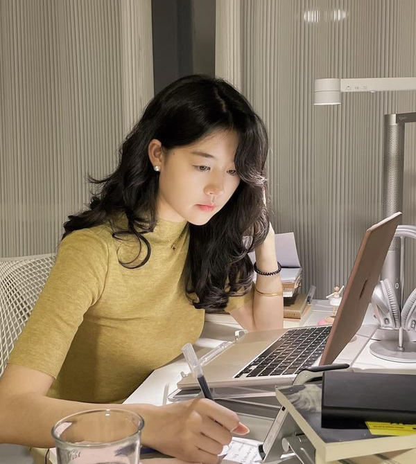 Trốn khỏi thành phố, trở về quê không hổ thẹn: Người trẻ đang dần thay đổi quan niệm về tiền và thành công- Ảnh 2.