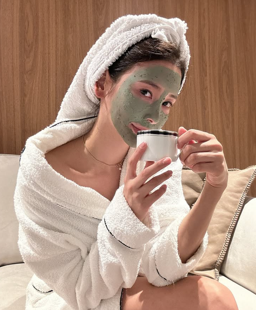 5 bước skincare kiềm dầu giúp da thoáng mịn cả ngày, nàng da dầu đừng bỏ lỡ!- Ảnh 8. 5 bước skincare kiềm dầu giúp da thoáng mịn cả ngày, nàng da dầu đừng bỏ lỡ!- Ảnh 8.