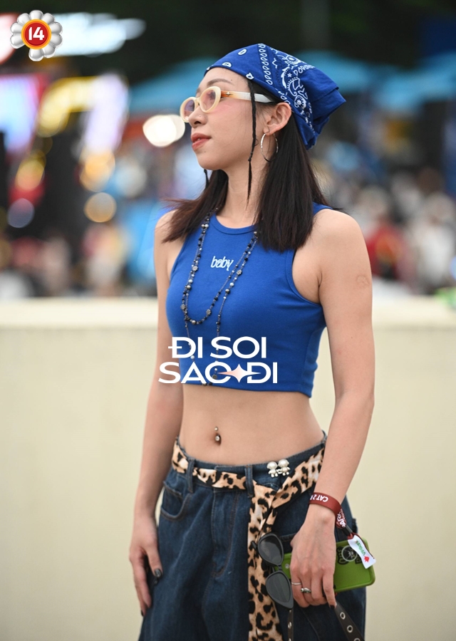 “Xinh sập sàn” tại Mỹ Đình vì anh Long: Boy phố, girl phố đọ sắc, độc lạ có thừa, quá mức wow- Ảnh 10.
