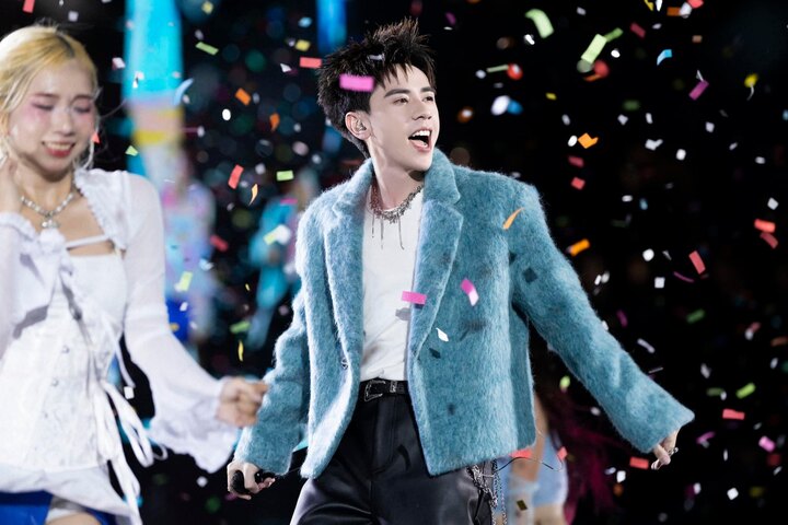 Nghệ sĩ Việt duy nhất đứng chung sân khấu trong đêm nhạc có G-Dragon là ai?- Ảnh 3.