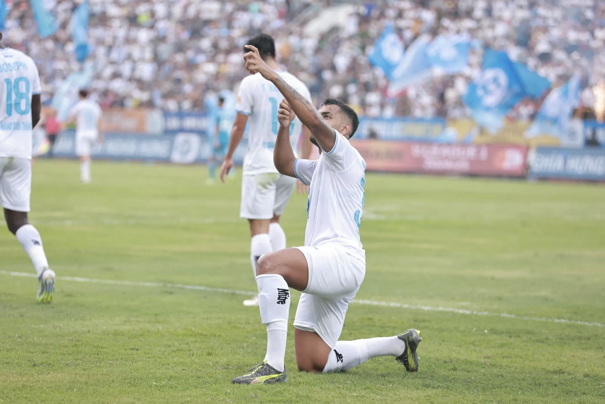 Thiên Trường trẩy hội trong ngày Nam Định đăng quang ngôi vô địch V-League- Ảnh 7.