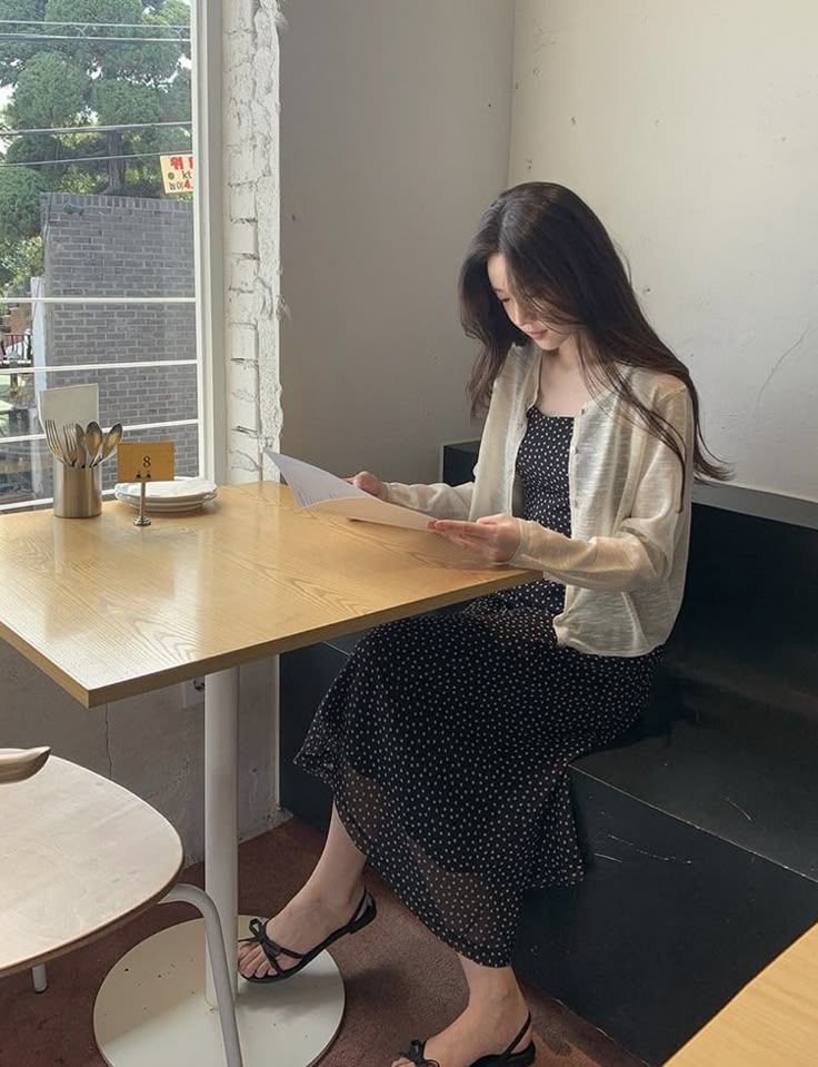 6 món đồ phải có trong tủ đồ hè, năm nào cũng mua và không bao giờ chán- Ảnh 26.