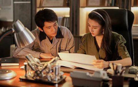 Loạt người đẹp cổ trang khuấy đảo dòng phim hiện đại trong tháng 6- Ảnh 2.