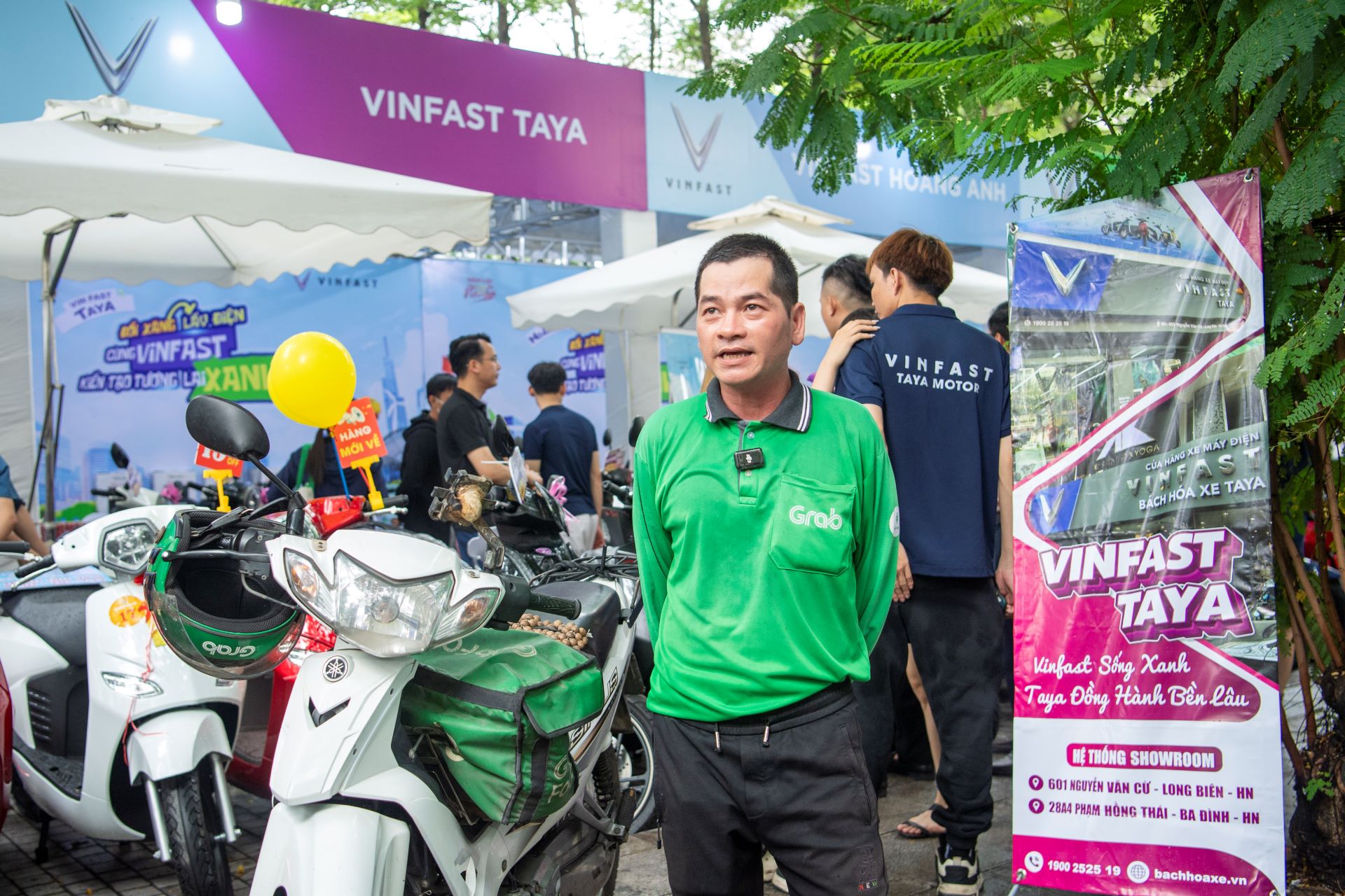 “Đổi xăng lấy điện” tại Hà Nội: Nhiều tài xế dịch vụ xuống tiền, chốt ngay xe máy VinFast- Ảnh 3.