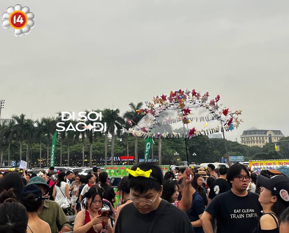 Marketing chợ đêm Mỹ Đình đẳng cấp, hội đu G-Dragon "xuống tiền" lia lịa- Ảnh 1.