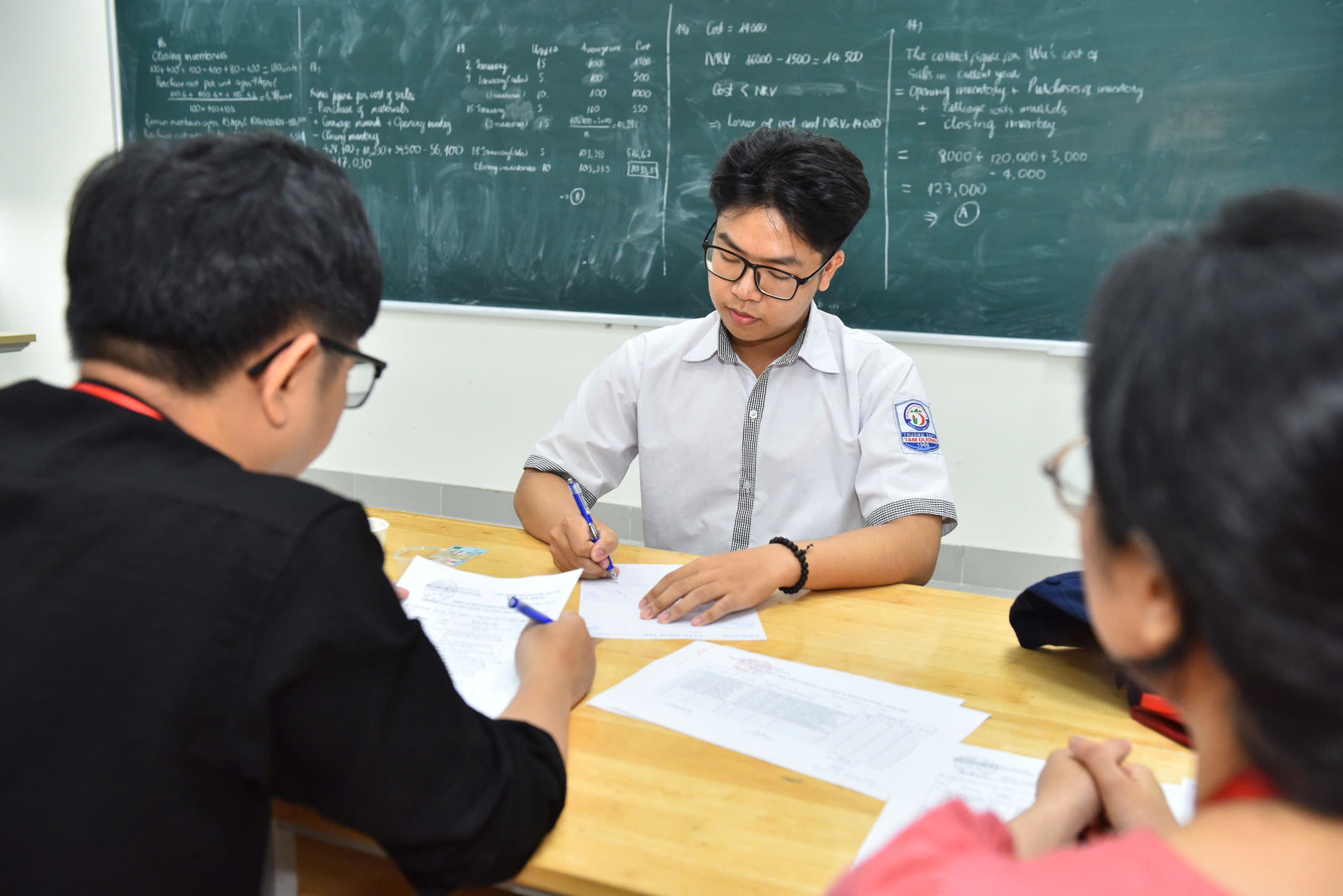 Loạt "idol tài năng" với điểm chứng chỉ tuyệt đối đăng ký vào Bách khoa, không sân khấu vẫn chói mắt như thường- Ảnh 5.