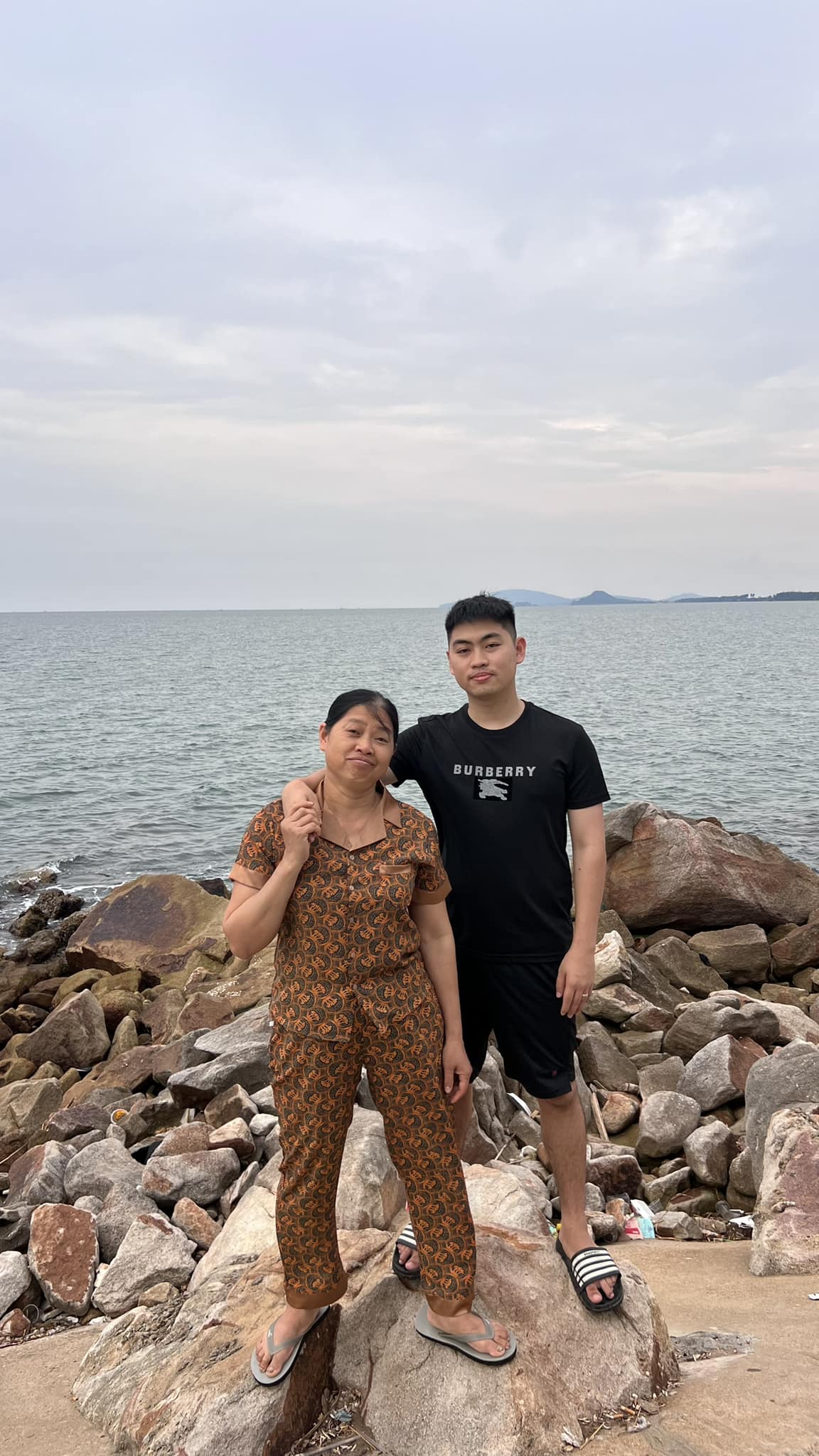 "Bóc" khối tài sản và độ giàu có của giám đốc sinh năm 1999 - con trai Bà Tuyết Diamond- Ảnh 1.