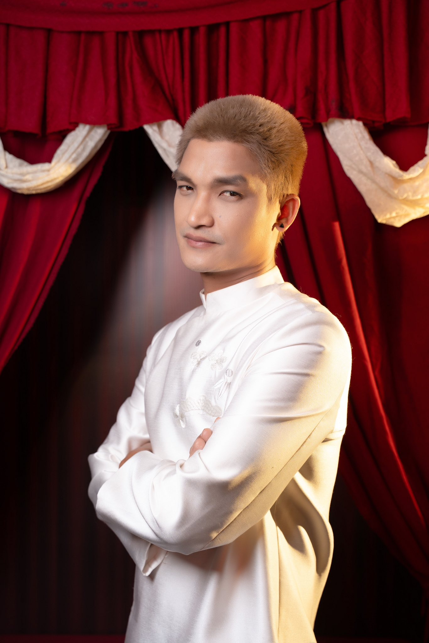Nam nghệ sĩ quê Hải Dương thuê biệt thự 50 tỷ để ở: "Tôi sốc vì tin đồn ấy..."- Ảnh 1.