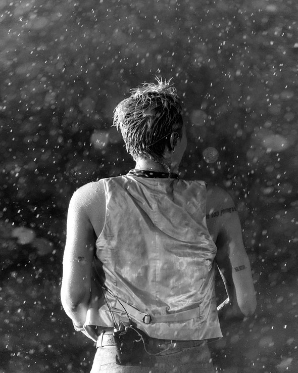 G-Dragon tự tay 