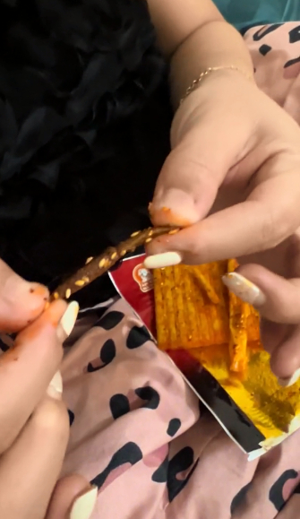 Bà Tuyết Diamond là ai?- Ảnh 3.