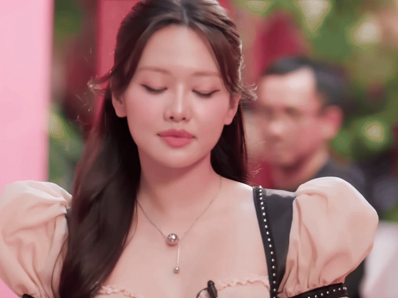 1 Em Xinh tự khui chuyện bị ép thử đồ giữa phố lúc 12h đêm?- Ảnh 5.