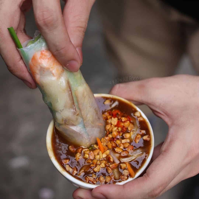 Không phải nem rán và bún chả, món ăn chỉ 10.000 đồng/cái này mới là cái tên lọt top ngon nhất thế giới- Ảnh 6.