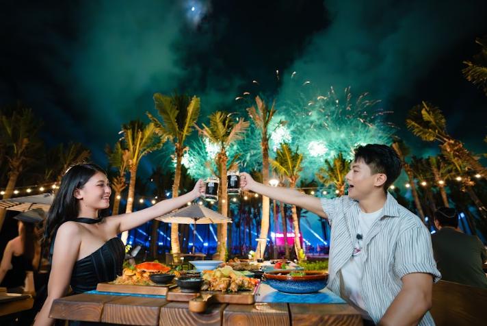Từ 20/6 - 10/7: Ưu đãi tới 40% khi xem show diễn 2 kỷ lục Guiness tại Cát Bà- Ảnh 4. Từ 20/6 - 10/7: Ưu đãi tới 40% khi xem show diễn 2 kỷ lục Guiness tại Cát Bà- Ảnh 4.