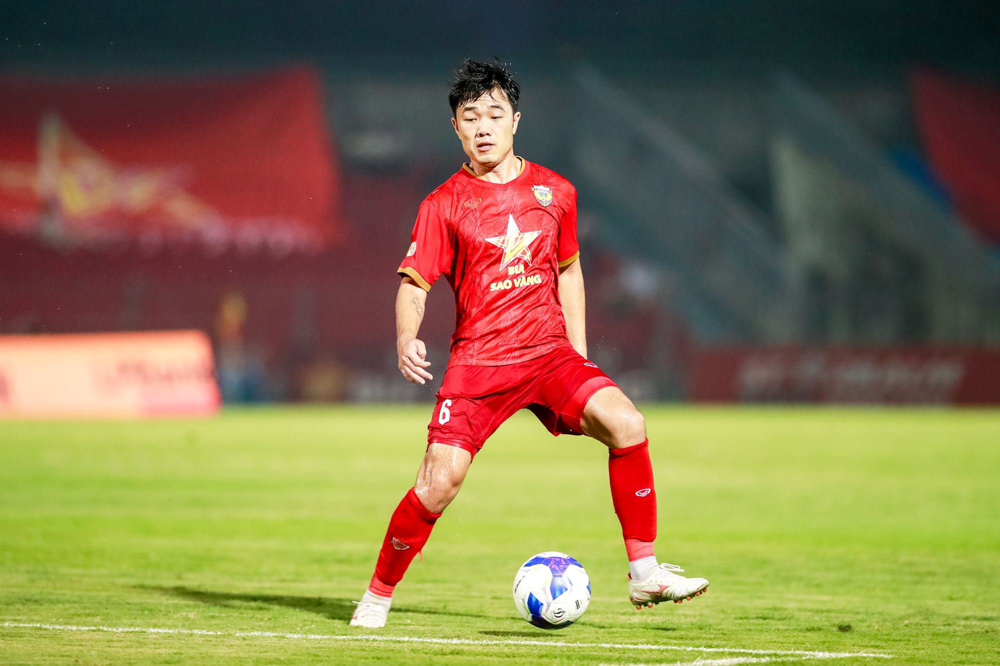 Xuân Trường trải qua 10 năm “trắng tay”, lặng lẽ nhìn Tuấn Anh, Văn Toàn nâng cúp- Ảnh 1.