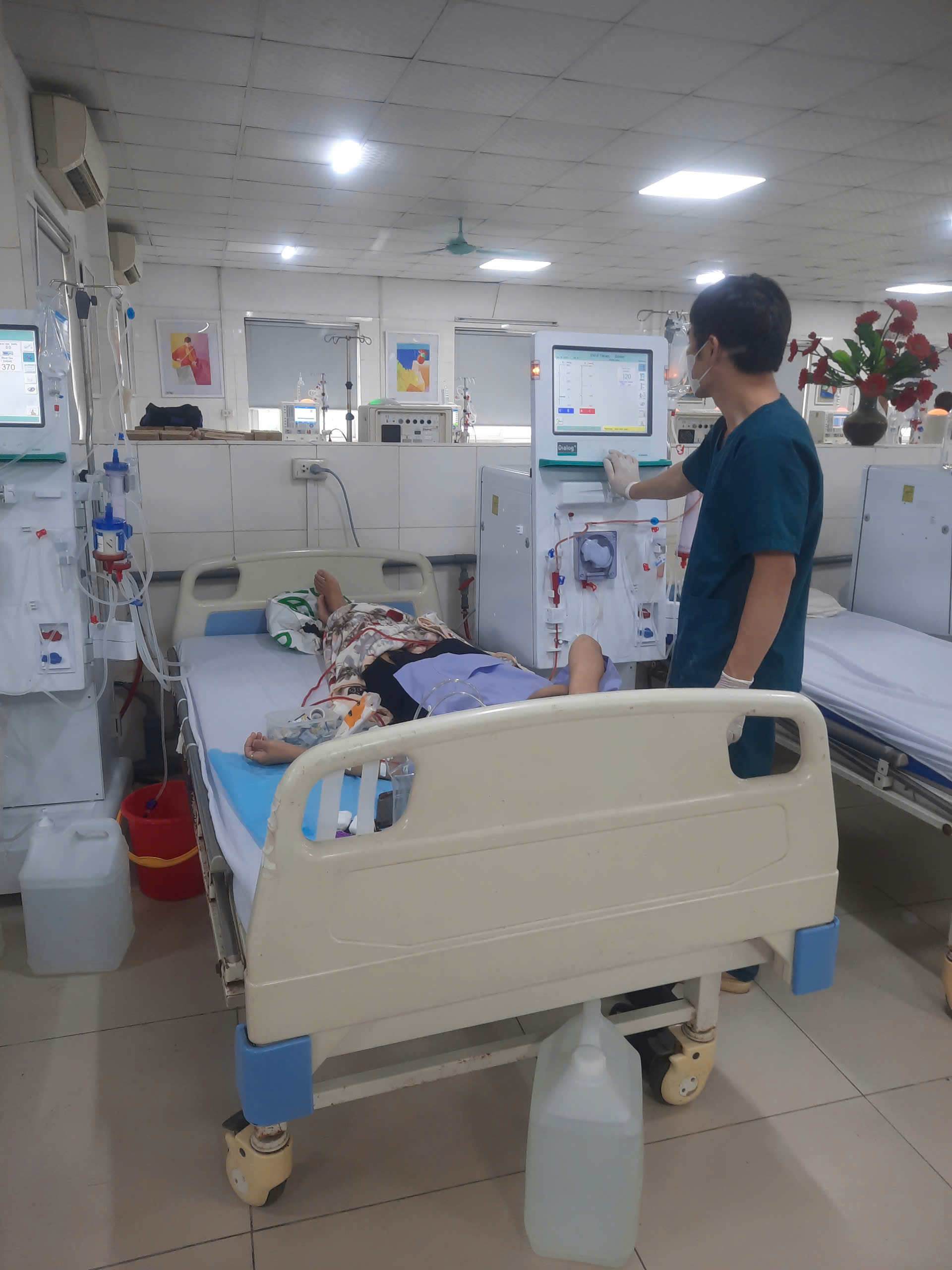 Suy thận ập tới khi mới 34 tuổi, người …