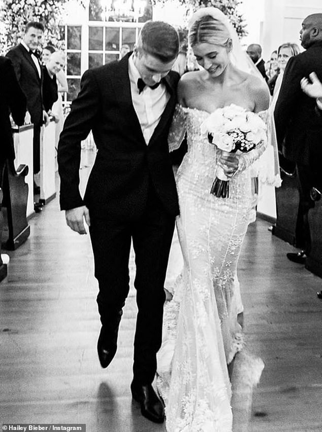 Cuộc hôn nhân tỷ đô của Justin Bieber và Hailey đang trên bờ vực tan vỡ: Sự biến mất bí ẩn của chiếc nhẫn cưới- Ảnh 6. Cuộc hôn nhân tỷ đô của Justin Bieber và Hailey đang trên bờ vực tan vỡ: Sự biến mất bí ẩn của chiếc nhẫn cưới- Ảnh 6.