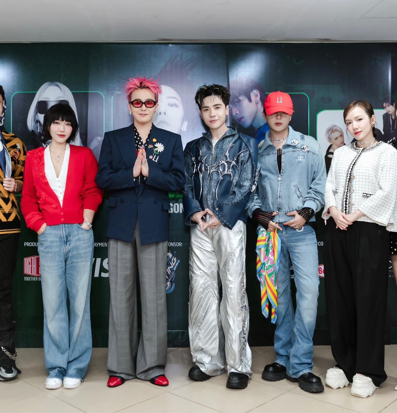 Anh Tú Atus ghen tuông ra mặt với G-Dragon, Diệu Nhi nói 1 câu chứng minh “nóc nhà”!- Ảnh 2. Anh Tú Atus ghen tuông ra mặt với G-Dragon, Diệu Nhi nói 1 câu chứng minh “nóc nhà”!- Ảnh 2.