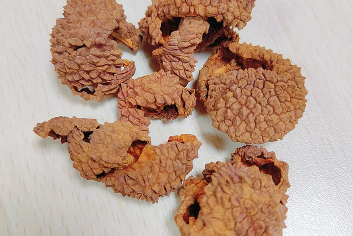 Đừng vứt vỏ vải thiều, dùng đun nước uống sẽ có nhiều công dụng bất ngờ- Ảnh 3.