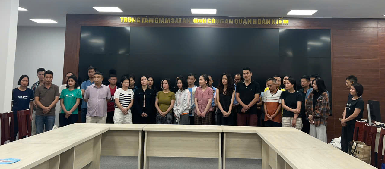 Vụ "ăn chơi" tại Viện Pháp y tâm thần Trung ương: Trong viện mà như ở khách sạn hạng sang- Ảnh 2. Vụ "ăn chơi" tại Viện Pháp y tâm thần Trung ương: Trong viện mà như ở khách sạn hạng sang- Ảnh 2.