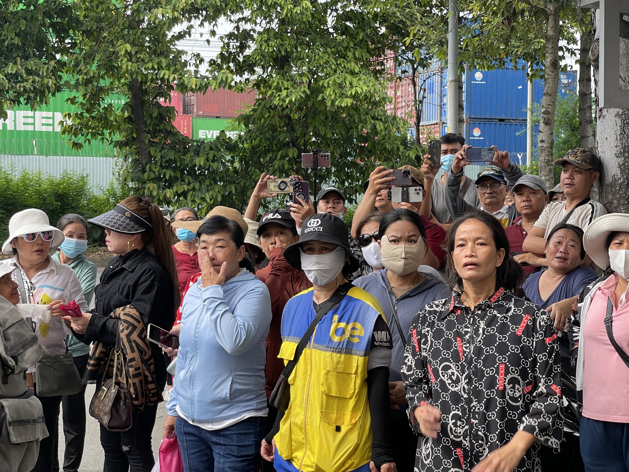 Video: "Sự cố” dẫn đến hoãn phiên xử phúc thẩm vụ tranh chấp thừa kế của cố NSƯT Vũ Linh- Ảnh 1. Video: "Sự cố” dẫn đến hoãn phiên xử phúc thẩm vụ tranh chấp thừa kế của cố NSƯT Vũ Linh- Ảnh 1.