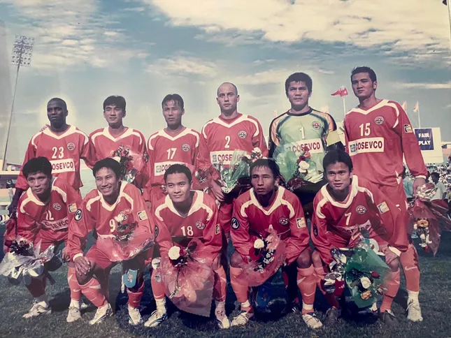 “Cú lừa Việt kiều” khiến đội bóng V.League ôm hận: Rước phải “cục nợ”, lại còn bị kiện lên FIFA- Ảnh 3. “Cú lừa Việt kiều” khiến đội bóng V.League ôm hận: Rước phải “cục nợ”, lại còn bị kiện lên FIFA- Ảnh 3.