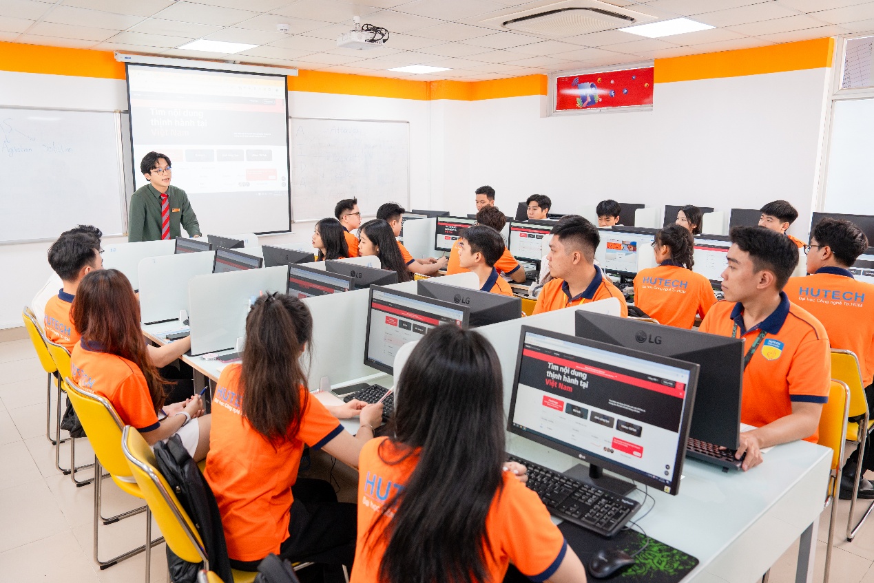 Học Digital Marketing tại HUTECH: Làm chủ xu hướng mới với học phí trọn khóa 154 triệu- Ảnh 1.