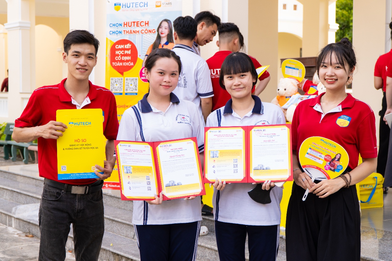 Học Digital Marketing tại HUTECH: Làm chủ xu hướng mới với học phí trọn khóa 154 triệu- Ảnh 2.