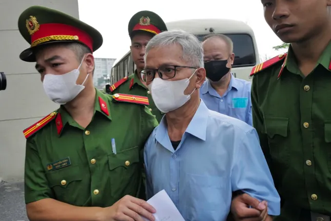 B&agrave; Ho&agrave;ng Thị Th&uacute;y Lan mắc hội chứng ngưng thở, cựu B&iacute; thư Tỉnh ủy Ph&uacute; Thọ đột quỵ- Ảnh 3.