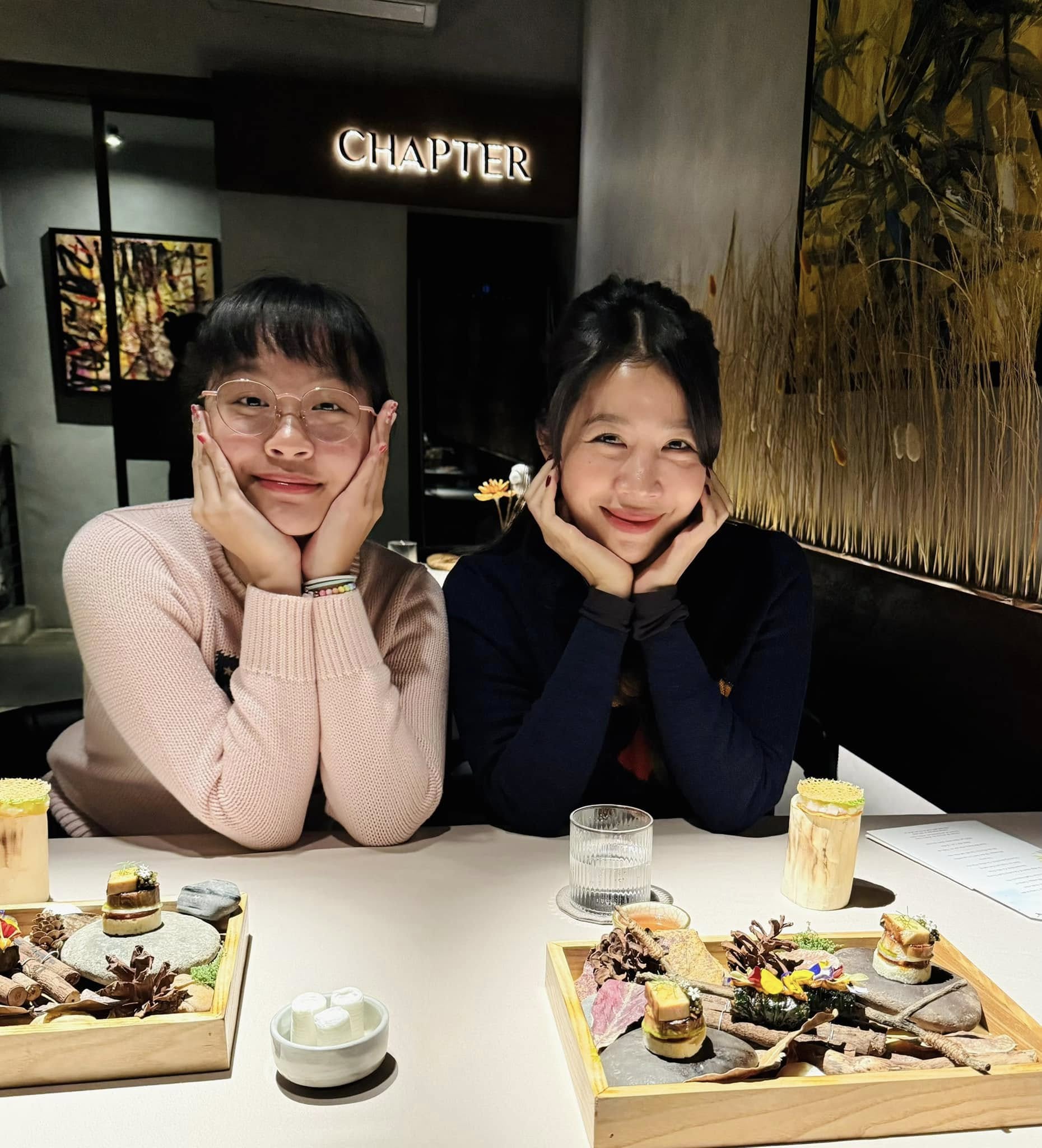 Từng là cô bé "sumo" thừa cân, con gái MC Diệp Chi "lột xác" ngỡ ngàng khi bước sang tuổi thiếu nữ, càng lớn càng giống mẹ- Ảnh 1.