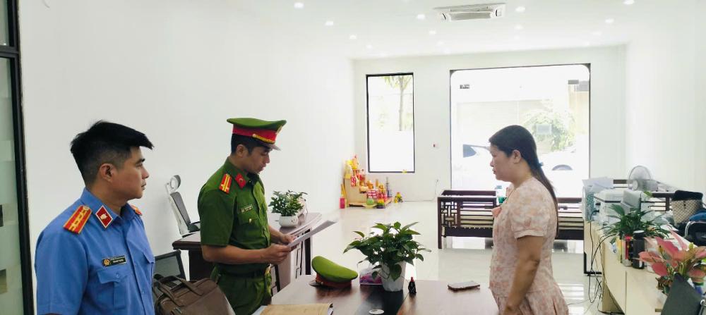 Bắt Nguyễn Văn Bình, cấm đi khỏi nơi cư trú Chủ tịch HĐQT Trịnh Thị Dung- Ảnh 1. Bắt Nguyễn Văn Bình, cấm đi khỏi nơi cư trú Chủ tịch HĐQT Trịnh Thị Dung- Ảnh 1.