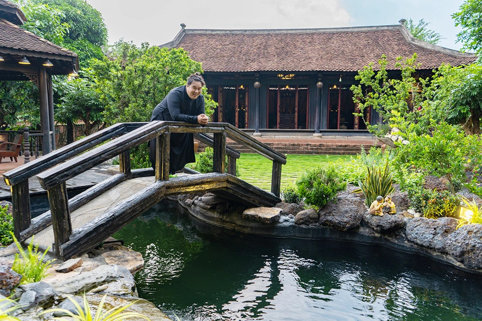 Bên trong biệt phủ 100 tỷ, rộng 16.000 m2 của Hoàng Mập: Giường ngủ 2,3 tỷ, hồ cá 4.000 đô một con- Ảnh 1.