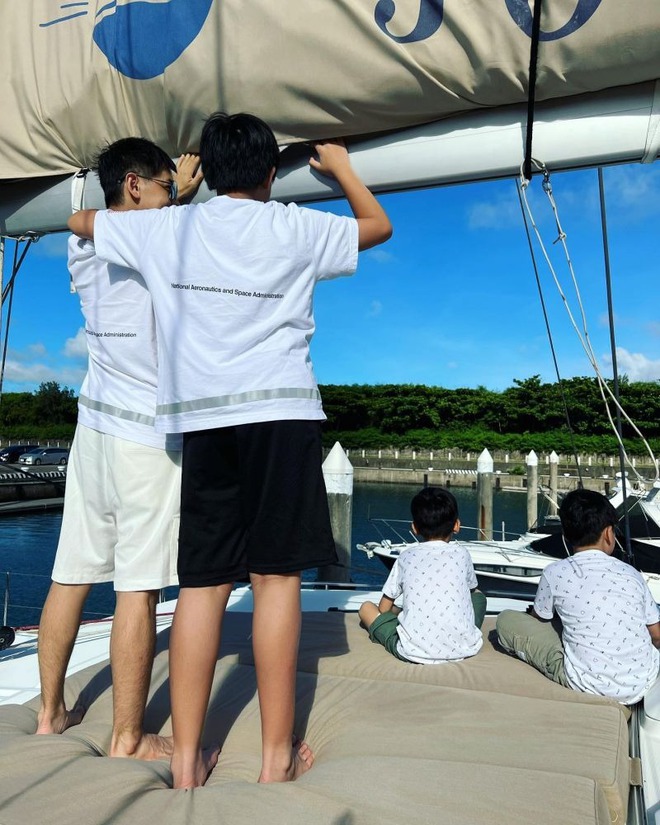 Không tin được đây là visual con trai 16 tuổi của nam thần số 1 màn ảnh Lâm Chí Dĩnh!- Ảnh 8.