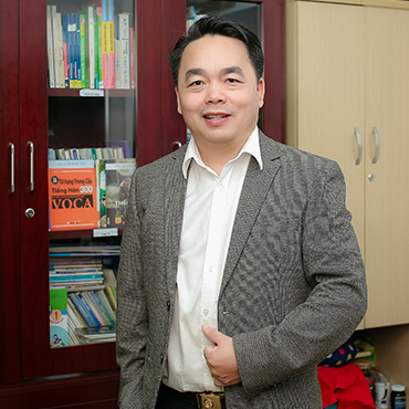 Thế hệ 8X-9X ôn thi đại học chắc nhớ mãi: Lý thầy Cẩn, Văn thầy Hưởng, Anh cô Chi Mai... ai cũng là một tượng đài!- Ảnh 5. Thế hệ 8X-9X ôn thi đại học chắc nhớ mãi: Lý thầy Cẩn, Văn thầy Hưởng, Anh cô Chi Mai... ai cũng là một tượng đài!- Ảnh 5.