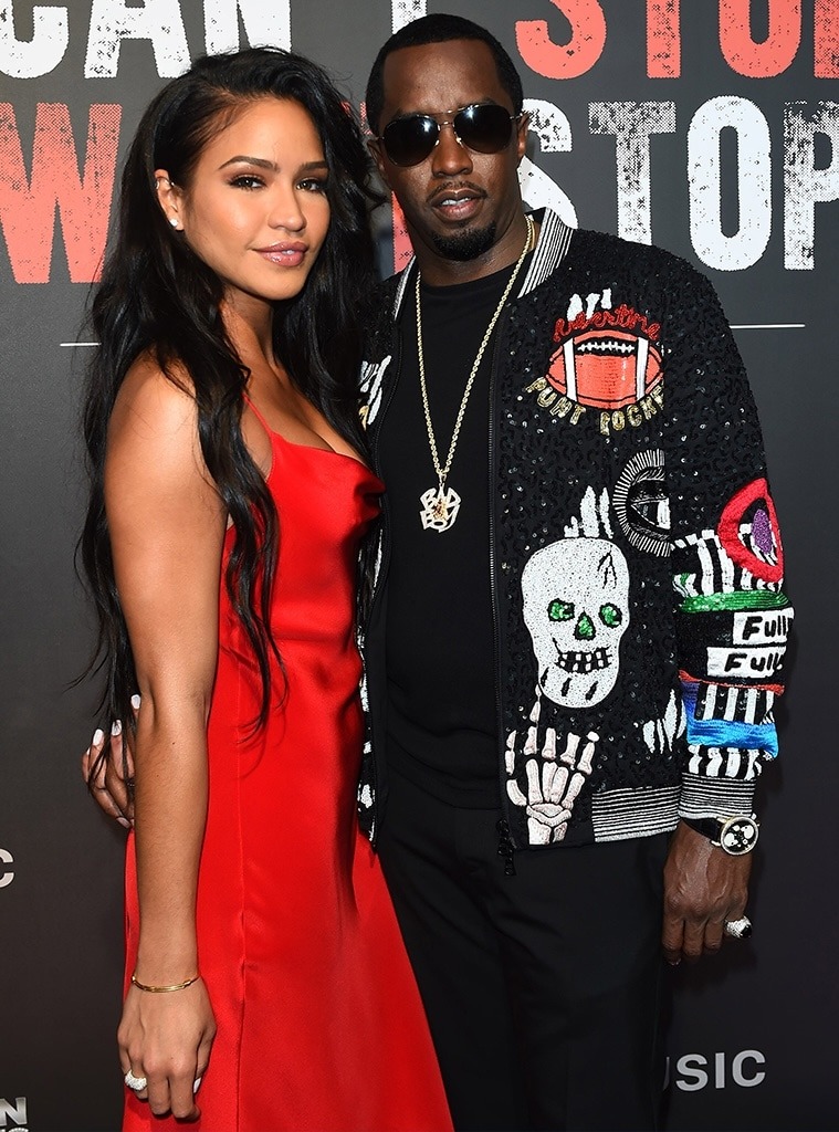 Vụ xét xử Diddy: Clip nóng của tình cũ ông trùm bị chiếu trên tòa, FBI công bố ảnh gây sốc- Ảnh 3. Vụ xét xử Diddy: Clip nóng của tình cũ ông trùm bị chiếu trên tòa, FBI công bố ảnh gây sốc- Ảnh 3.