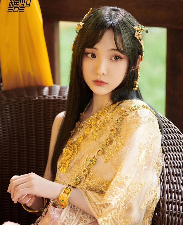 210 triệu lượt hóng nữ ca sĩ tỏ thái trịch thượng với fan, nói 1 câu bị netizen dìm tan nát- Ảnh 1. 210 triệu lượt hóng nữ ca sĩ tỏ thái trịch thượng với fan, nói 1 câu bị netizen dìm tan nát- Ảnh 1.