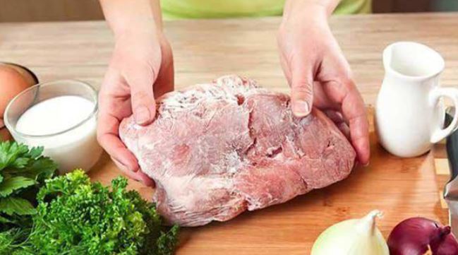 4 đại kỵ khi rã đông thực phẩm, biết mà tránh kẻo "rước hoạ"- Ảnh 1.