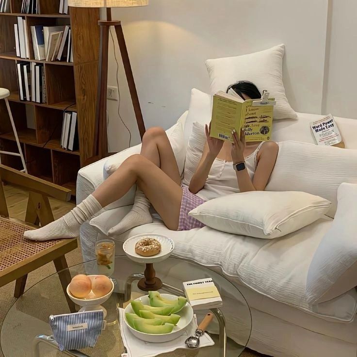 Lương 5 triệu nhưng tiêu xài như tiểu thư Paris: Ở chung trọ nữa thì "gánh" đủ- Ảnh 2.
