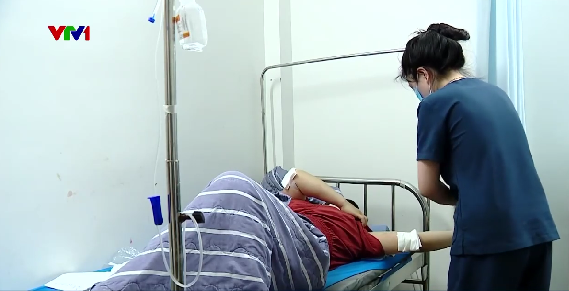 Hà Nội: Phát hiện cơ sở thẩm mỹ trái phép hút mỡ cho hàng trăm người- Ảnh 8.