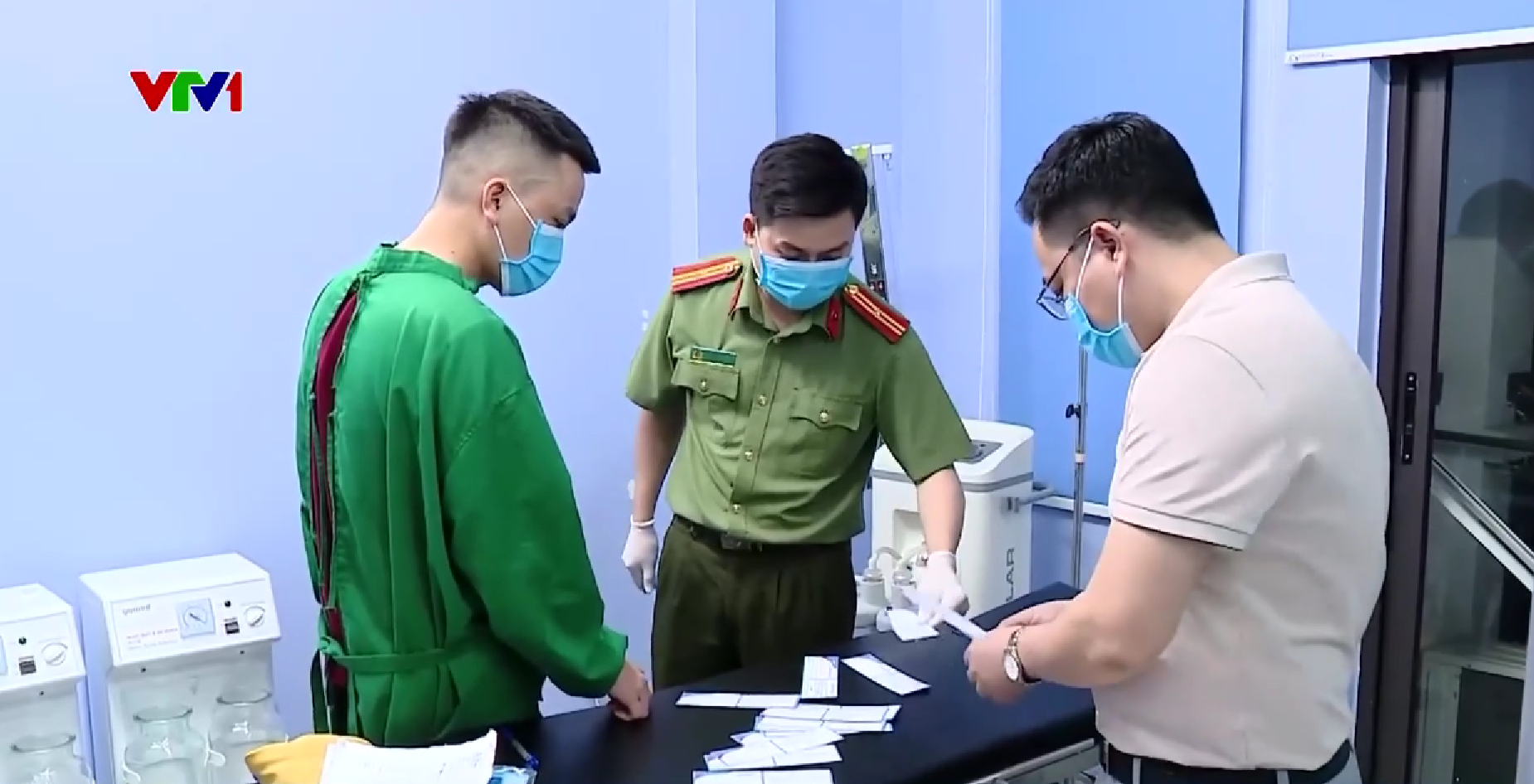 Hà Nội: Phát hiện cơ sở thẩm mỹ trái phép hút mỡ cho hàng trăm người- Ảnh 10.