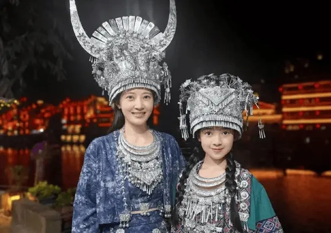 Bị mắng "lợi dụng con để kiếm tiền", nam diễn vi&ecirc;n đ&igrave;nh đ&aacute;m phản b&aacute;c bằng 1 c&acirc;u khiến dư luận c&acirc;m n&iacute;n- Ảnh 1.